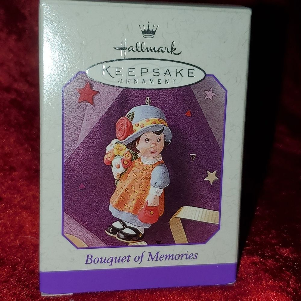 4/$20 1998 "Bouquet of Memories" Hallmark Keepsake Holiday Ornament